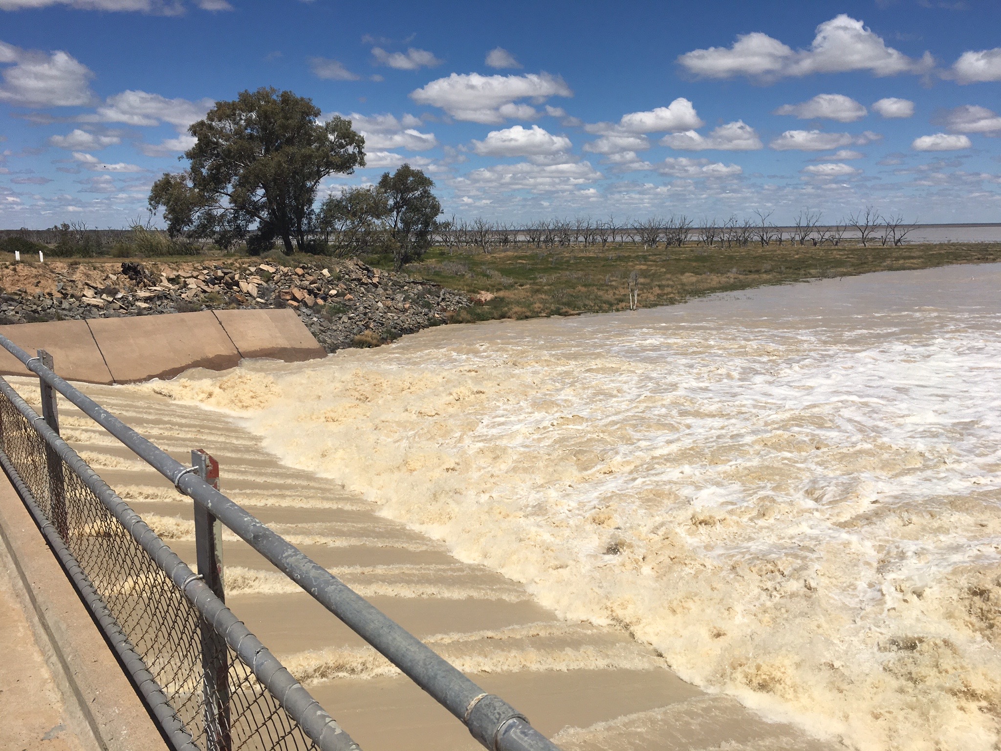 Tri States Come Together at Menindee Lakes